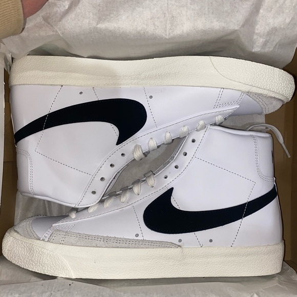 Men’s Nike Blazer Mid 77 - Picture 2 of 3